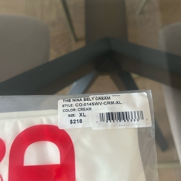 NWT! SOLID & STRIPED The Nina Belt One Piece Cream XL - Picture 11 of 11